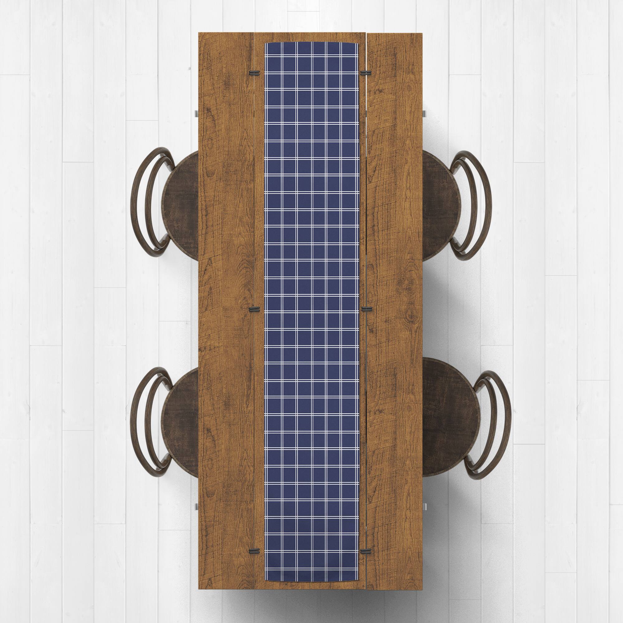 Grids Indoor/Outdoor Table Runner